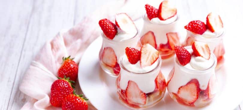 Yogurt-Dipped Frozen Berries